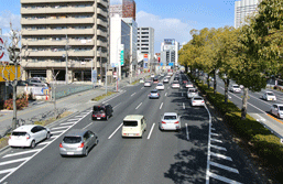 ����19���i���m���E���É��s�j�@2002�N